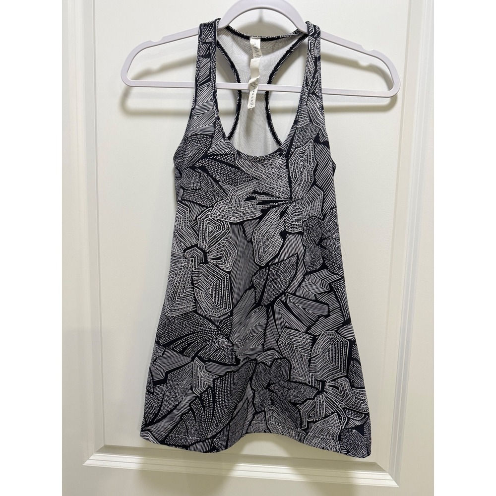 Lululemon Athletica Racerback Tank Top Black White Geometric Floral Size 6